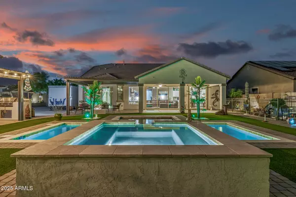 18605 W MONTEBELLO Avenue, Litchfield Park, AZ 85340