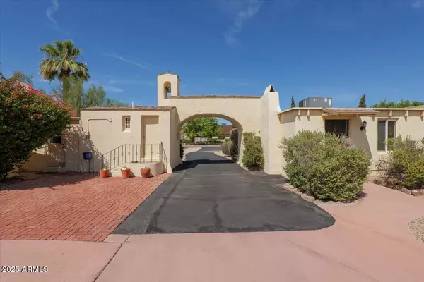 5702 E CAMELBACK Road #Mexican, Phoenix, AZ 85018