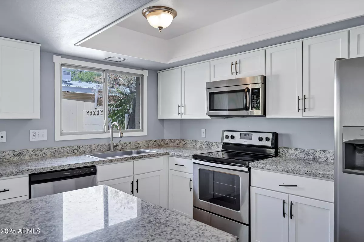 Tempe, AZ 85282,14 E HERMOSA Drive