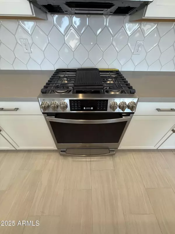 Queen Creek, AZ 85140,43457 N WOLLEMI Street