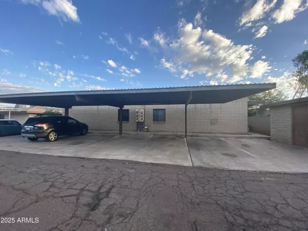 416 W PEBBLE BEACH Drive, Tempe, AZ 85282