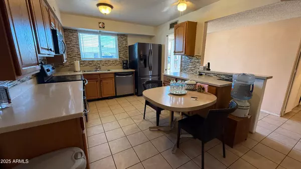Phoenix, AZ 85037,8524 W WELDON Avenue