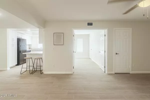 Tempe, AZ 85288,700 E Mesquite Circle #O109