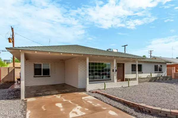 Phoenix, AZ 85017,3132 W CITRUS Way
