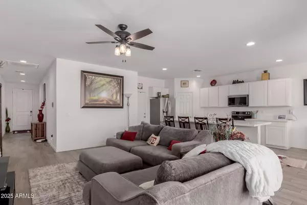 Mesa, AZ 85212,4733 S Carver Drive