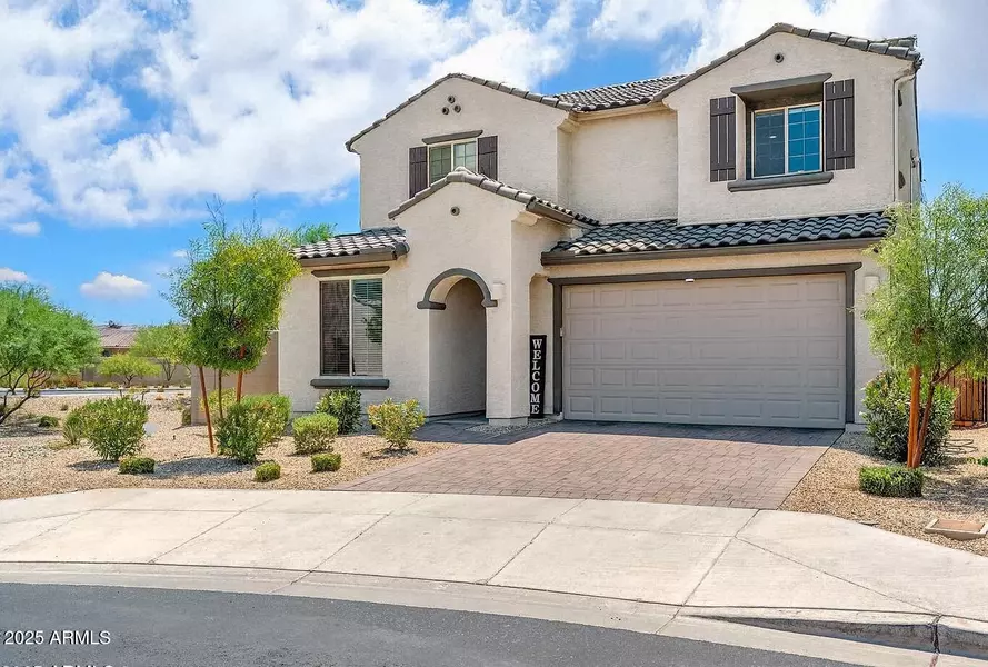 8949 W SAN JUAN Avenue, Glendale, AZ 85305