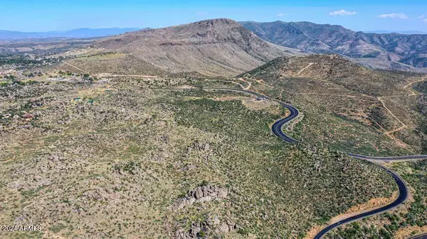 Yarnell, AZ 85362,N White Spar (89) 1B Highway #1B