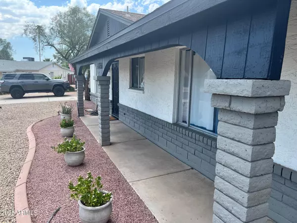 Tempe, AZ 85283,5326 S BRADLEY Drive