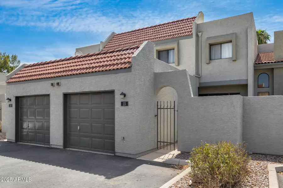2524 S EL PARADISO -- #15, Mesa, AZ 85202