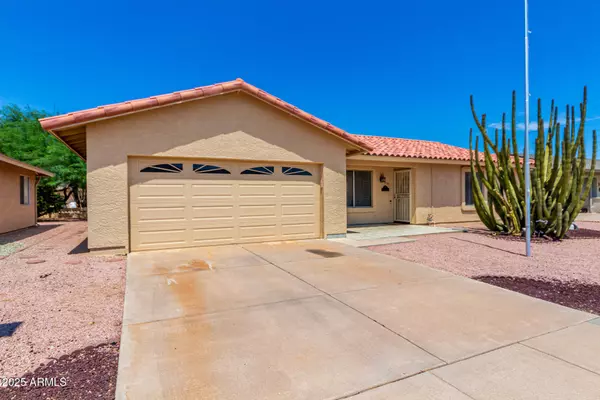 Mesa, AZ 85206,834 LEISURE WORLD --