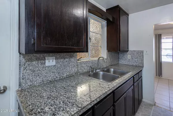 Phoenix, AZ 85019,3803 W SAN MIGUEL Avenue