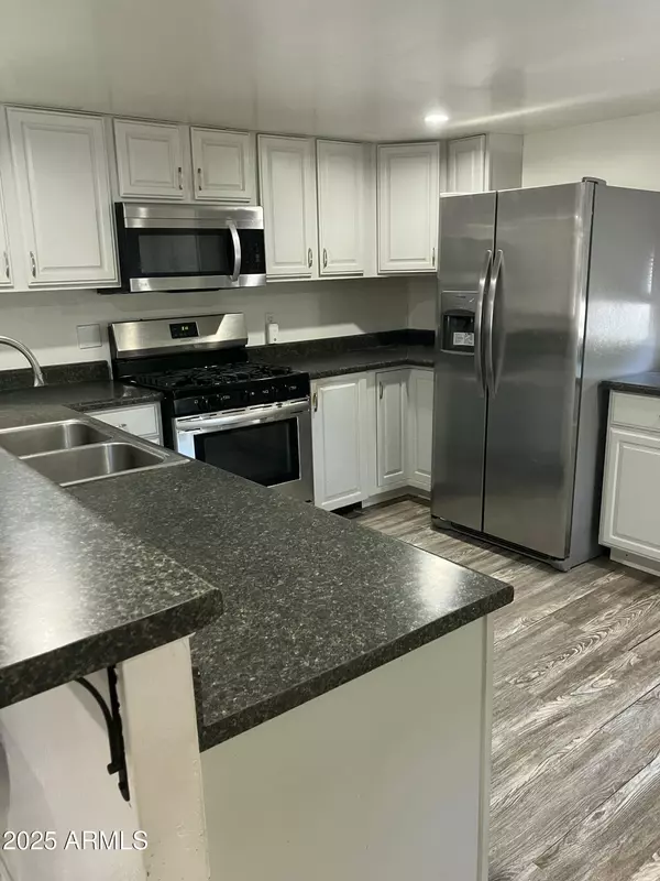 Munds Park, AZ 86017,460 E OAK Drive