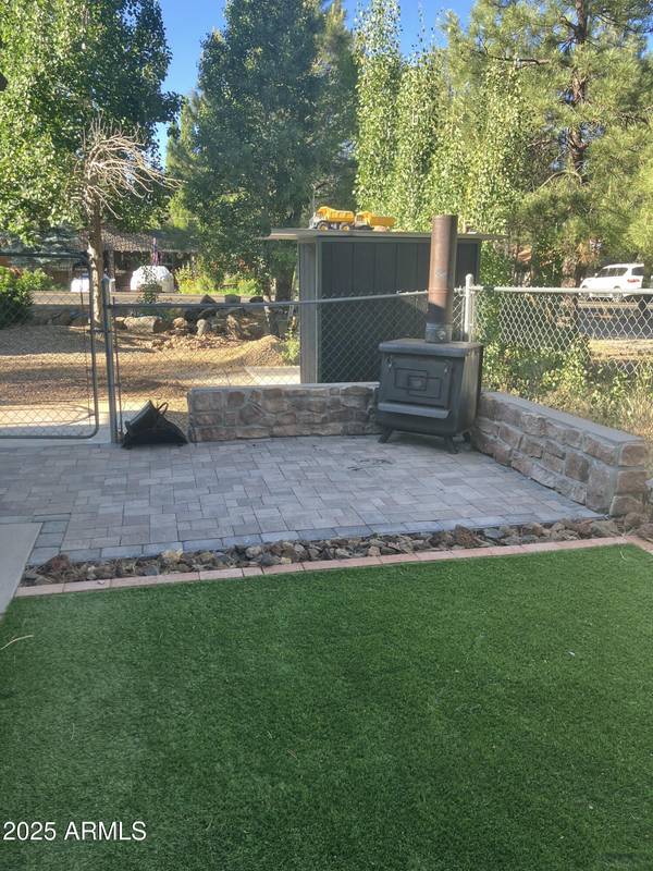 Munds Park, AZ 86017,460 E OAK Drive