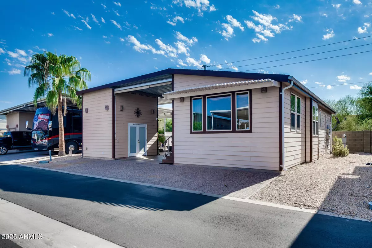 Surprise, AZ 85374,17200 W BELL Road #1048