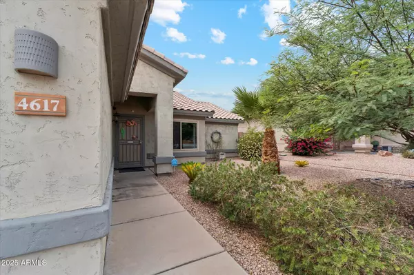 Phoenix, AZ 85044,4617 E SUMMERHAVEN Drive