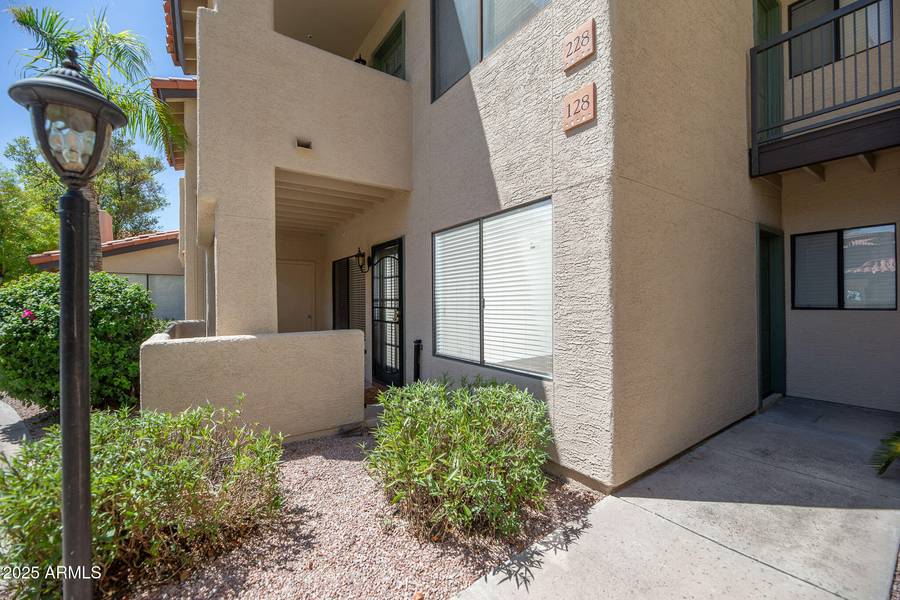 7008 E GOLD DUST Avenue #128, Paradise Valley, AZ 85253