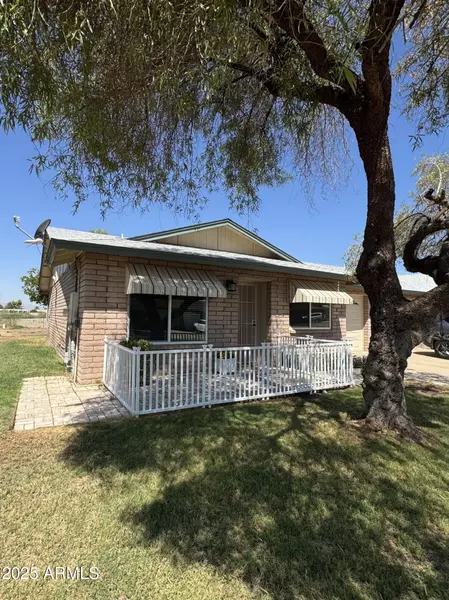 10002 N 97TH Drive #A, Peoria, AZ 85345