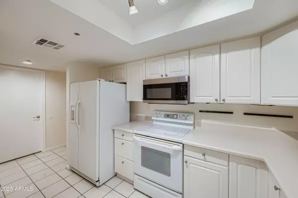 Scottsdale, AZ 85251,7840 E Camlback Road E #108