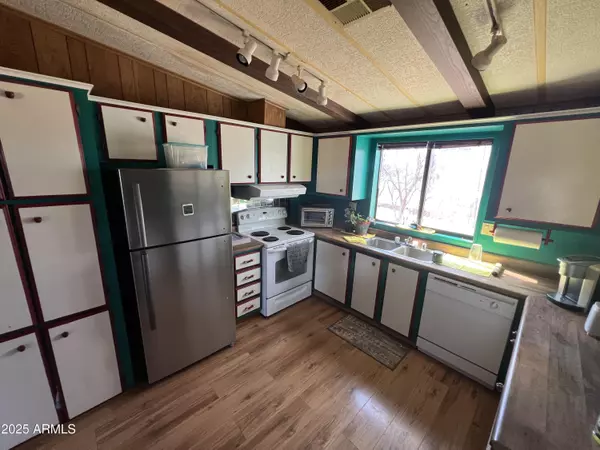 Snowflake, AZ 85937,9864 UTTECHT Trail