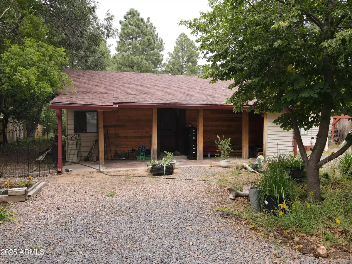 Lakeside, AZ 85929,2051 STRADLING Lane