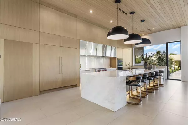 Paradise Valley, AZ 85253,5441 E VIA BUENA Vista