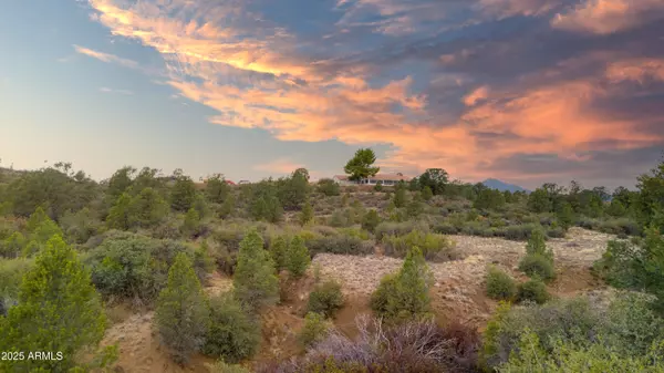 Peeples Valley, AZ 86332,17455 S THUNDER RIDGE Drive #93