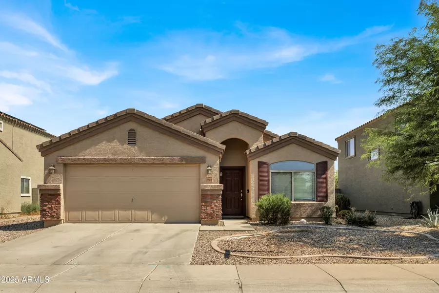 23679 W WAYLAND Drive, Buckeye, AZ 85326