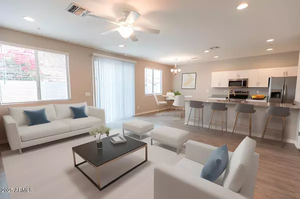 2950 N 38TH Street #11, Phoenix, AZ 85018