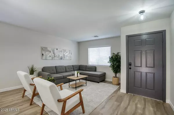 San Tan Valley, AZ 85143,2676 E MINERAL PARK Road