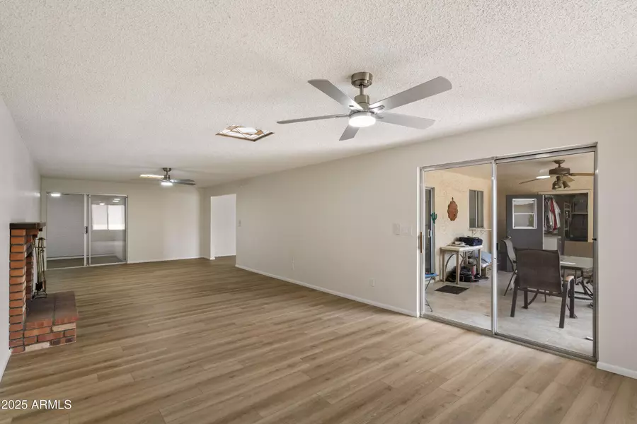 26402 S LAKEMONT Drive, Sun Lakes, AZ 85248