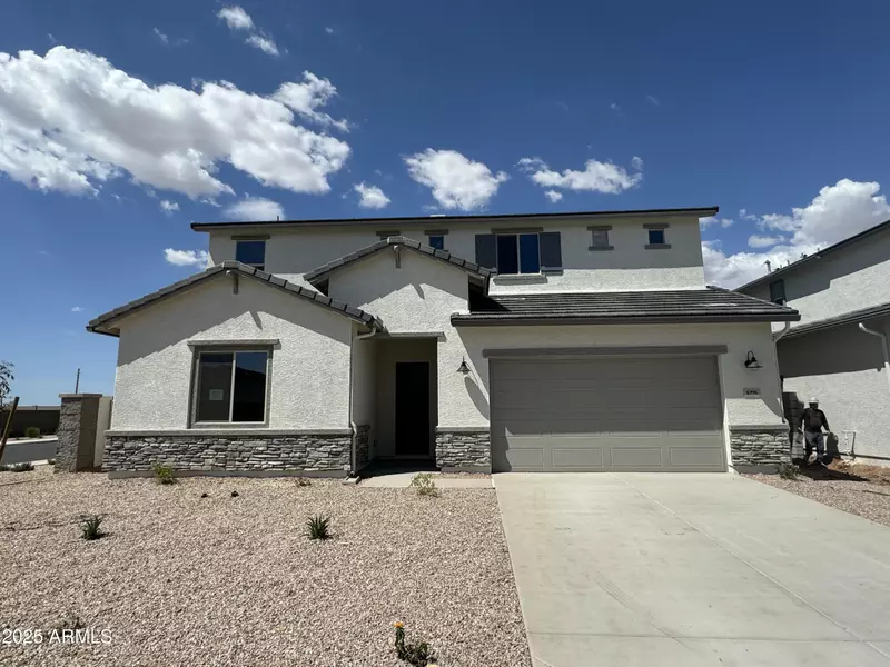 6996 E HAYRIDE Lane, San Tan Valley, AZ 85143
