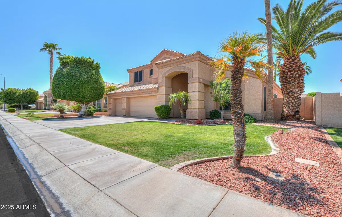 Chandler, AZ 85248,1811 W WISTERIA Drive