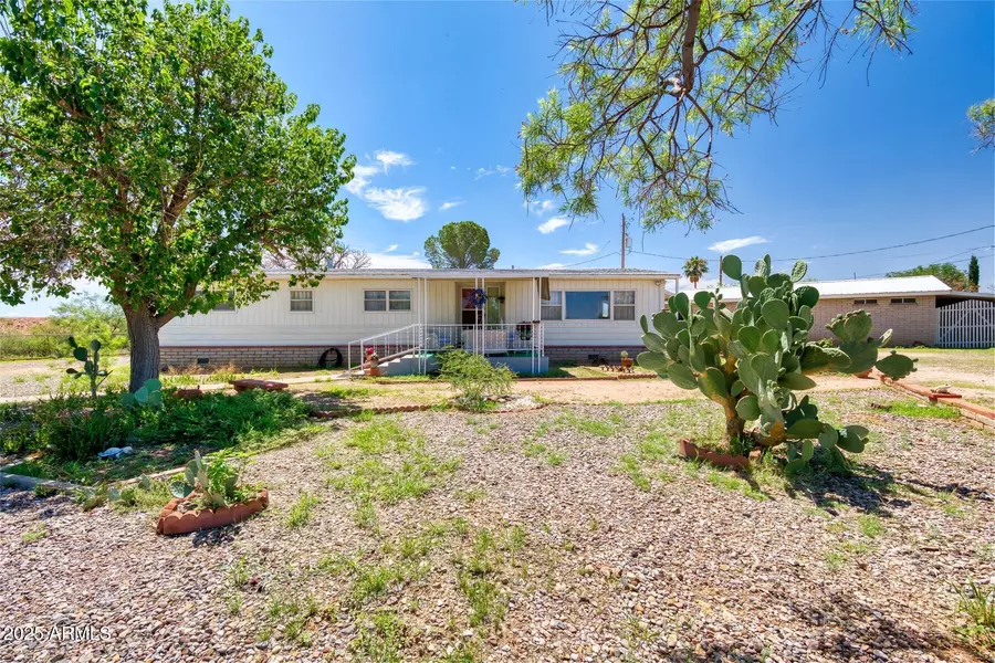 6148 E PEARCE Place, Sierra Vista, AZ 85635