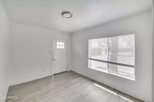 Phoenix, AZ 85007,1330 W FILLMORE Street