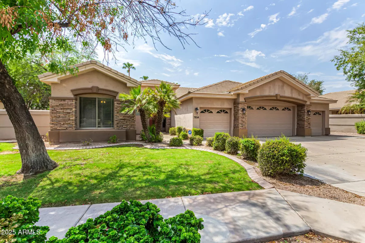 Tempe, AZ 85284,7854 S DATELAND Drive