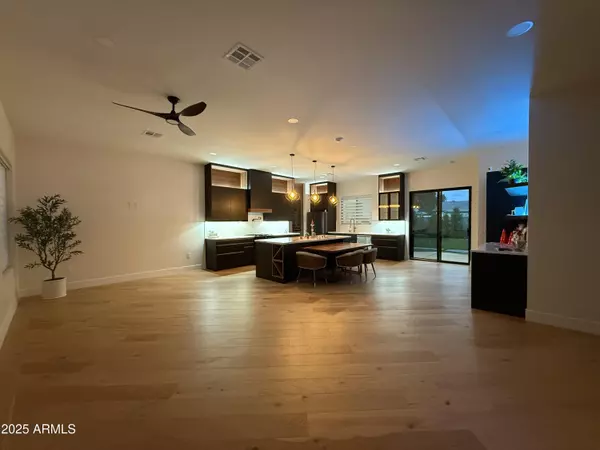 Phoenix, AZ 85016,3014 E AVALON Drive