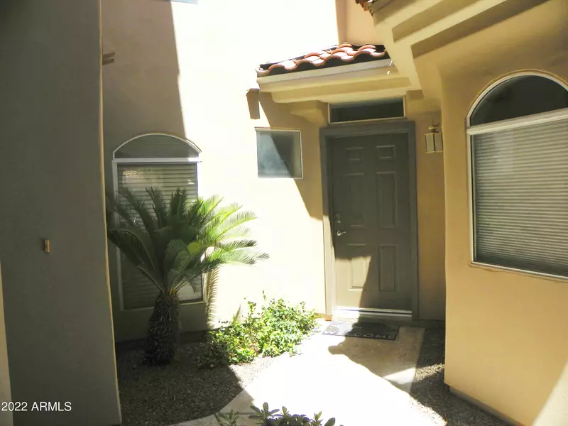 8653 E ROYAL PALM Road #1002, Scottsdale, AZ 85258
