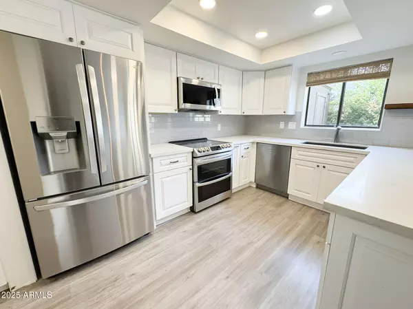 5330 N CENTRAL Avenue #2, Phoenix, AZ 85012
