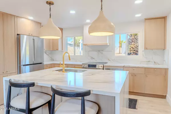 Scottsdale, AZ 85251,4238 N 84TH Place
