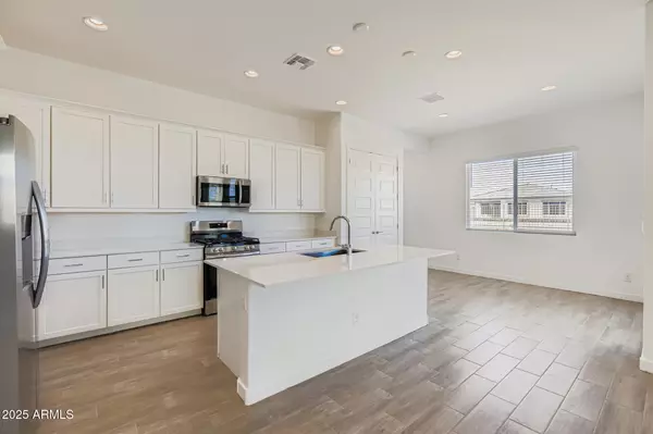 Surprise, AZ 85387,25340 N 169TH Lane