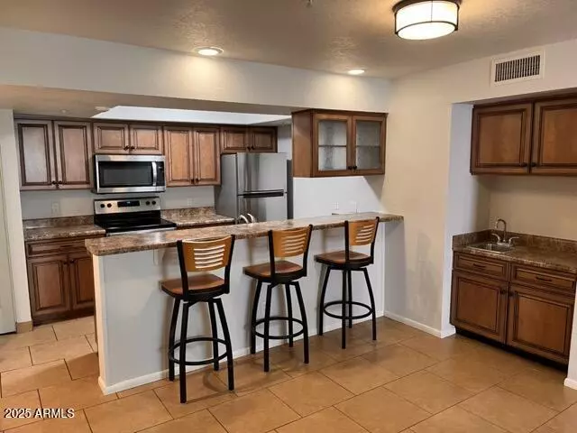 Scottsdale, AZ 85251,7777 E MAIN Street #221