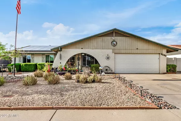 4144 W HARTFORD Avenue, Glendale, AZ 85308