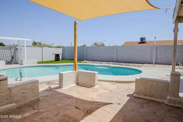 Phoenix, AZ 85027,19251 N 17TH Drive