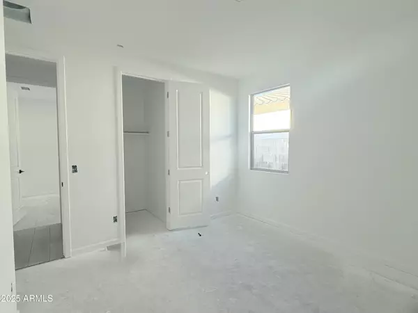 San Tan Valley, AZ 85140,2655 E RUSTLER Road