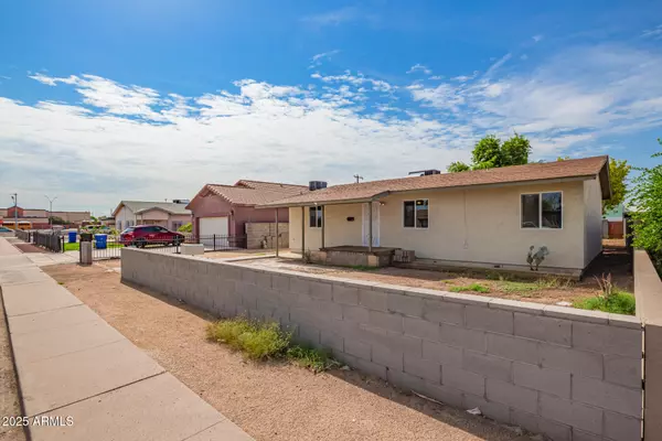 Phoenix, AZ 85009,3527 W ALMERIA Road
