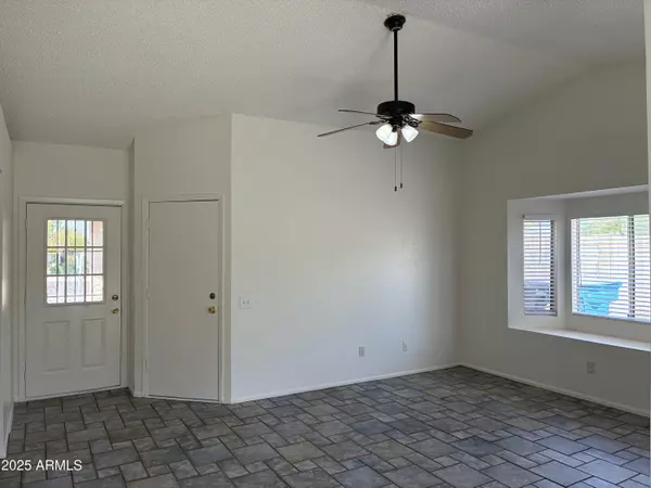 Phoenix, AZ 85027,3233 W MOHAWK Lane