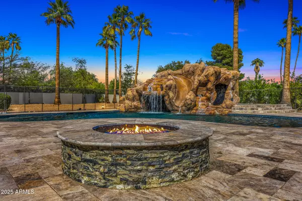 Paradise Valley, AZ 85253,5838 E BERNEIL Lane