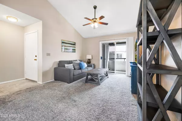 Phoenix, AZ 85044,10610 S 48TH Street #2031