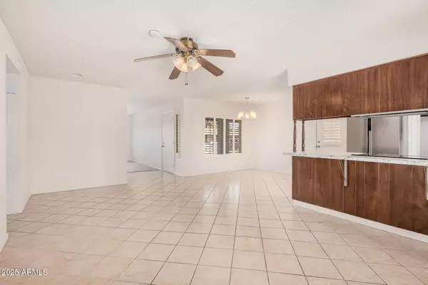 Mesa, AZ 85202,1365 W OBISPO Avenue