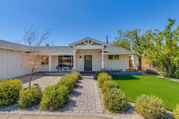 Phoenix, AZ 85013,913 W Missouri Avenue